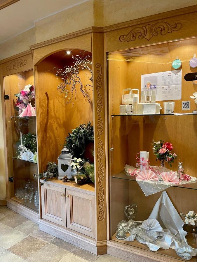 Hotel Zum Engel Меспелбрун Екстериор снимка