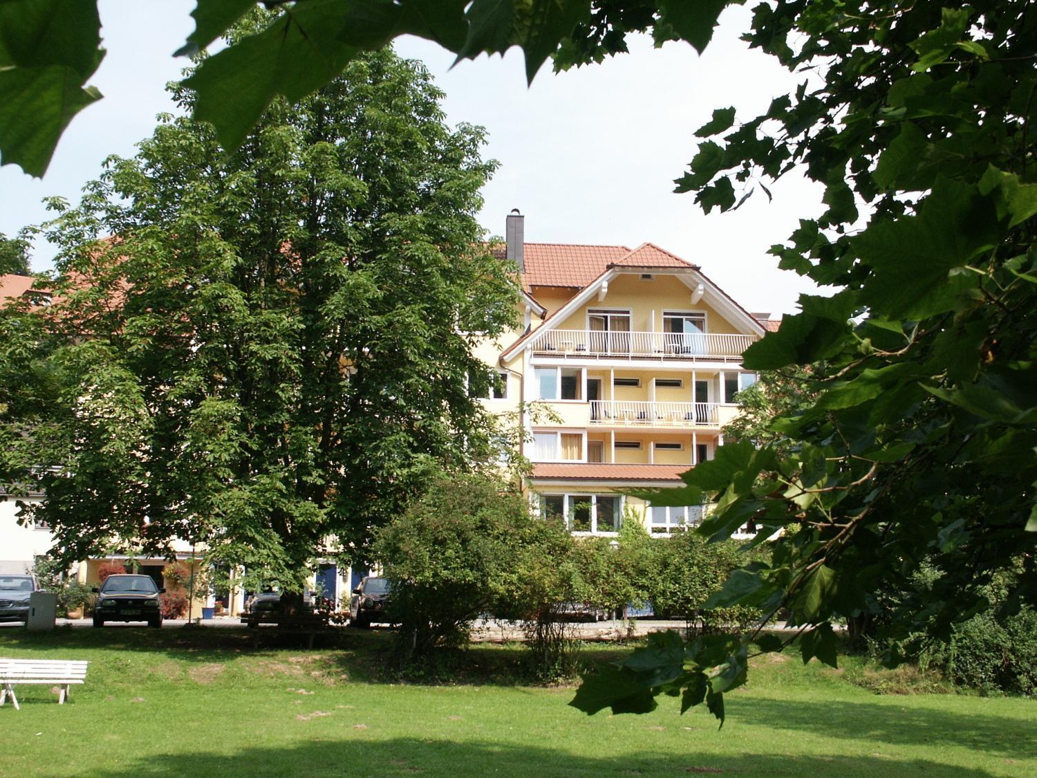 Hotel Zum Engel Меспелбрун Екстериор снимка