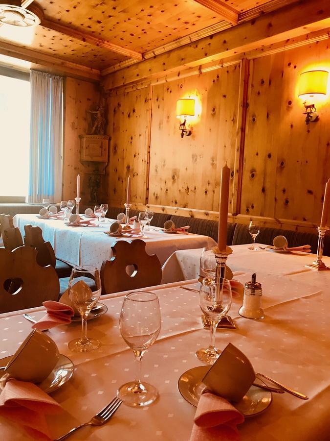 Hotel Zum Engel Меспелбрун Екстериор снимка