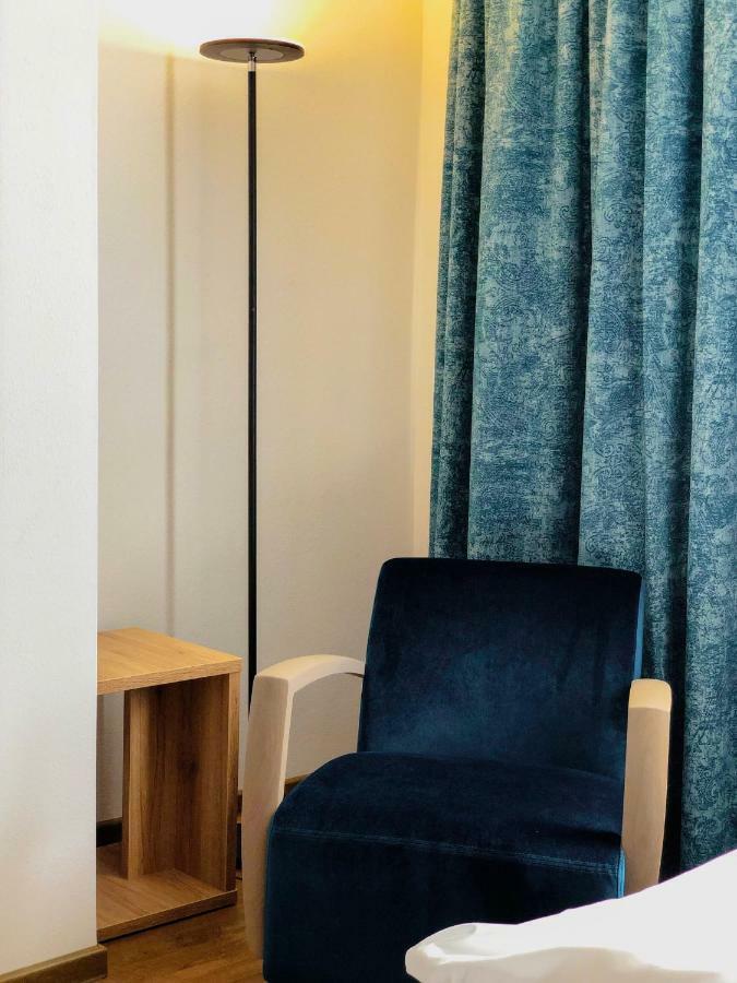 Hotel Zum Engel Меспелбрун Екстериор снимка