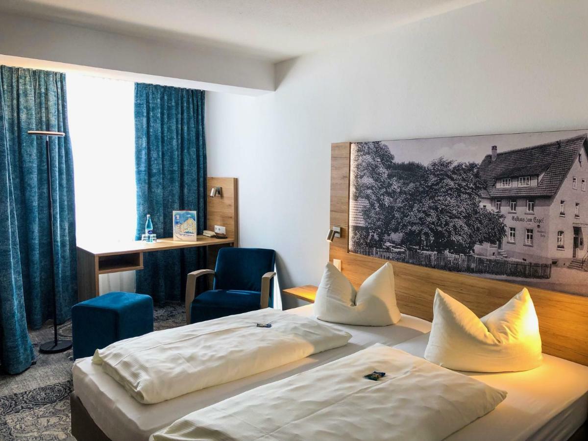 Hotel Zum Engel Меспелбрун Екстериор снимка